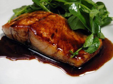 Seared salmon with balsamic orange sauce