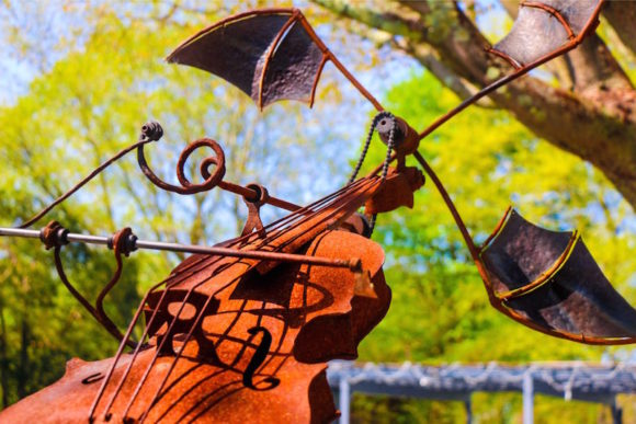 'Mephisto's Waltz'is an intriguing piece of kinetic sculpture.